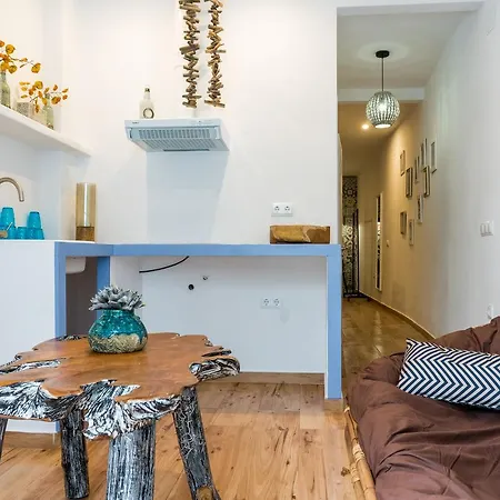 Jacaranda Apartments-2